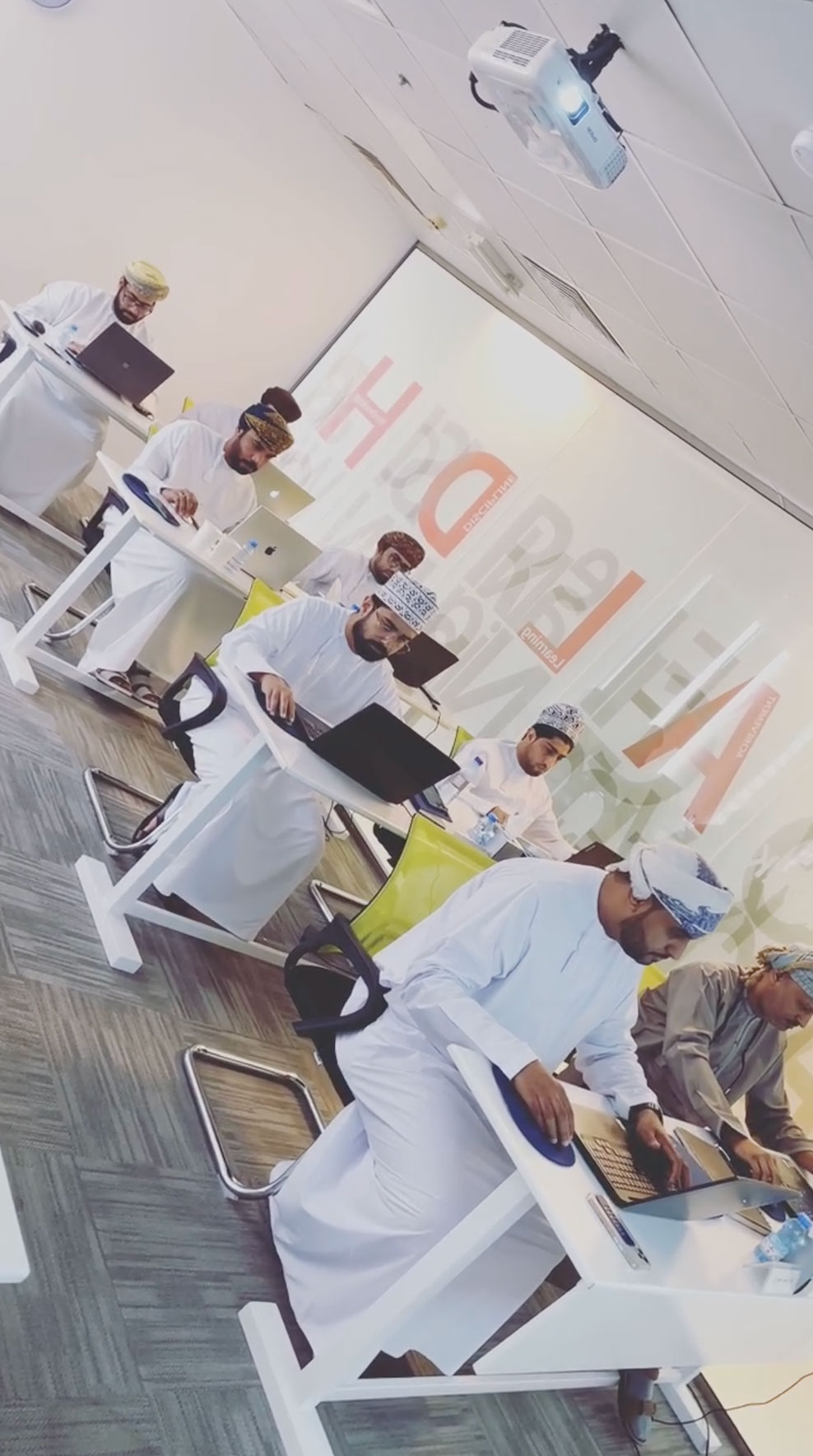 Arabic Calligraphy Workshop 3 · Oman - eje