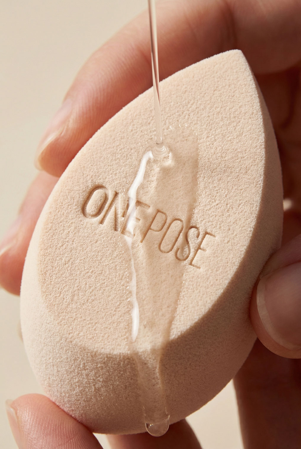 ONE POSE · Brand Identity · KSA - eje